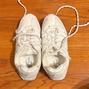 Chassé white cheer shoes